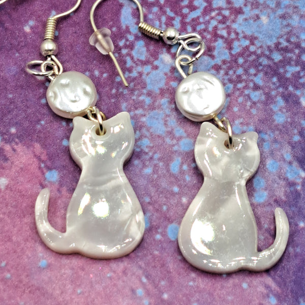 Cat Earrings White